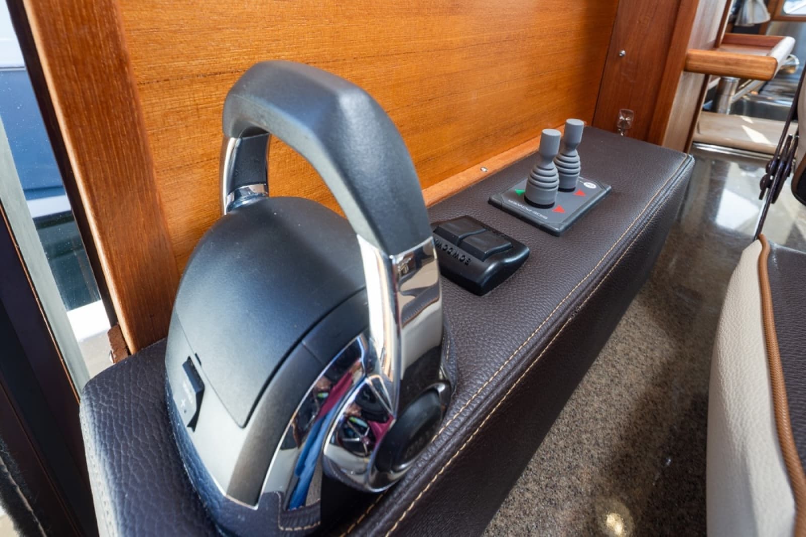 2018 Ranger Tugs 31 Sedan - Photo 17