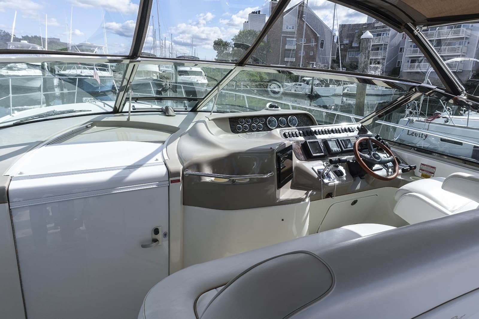 1997 Sea Ray Sundancer 400 - Photo 12