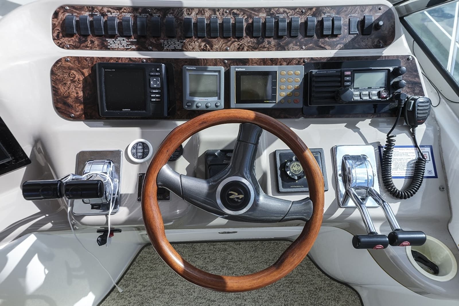 1997 Sea Ray Sundancer 400 - Photo 15