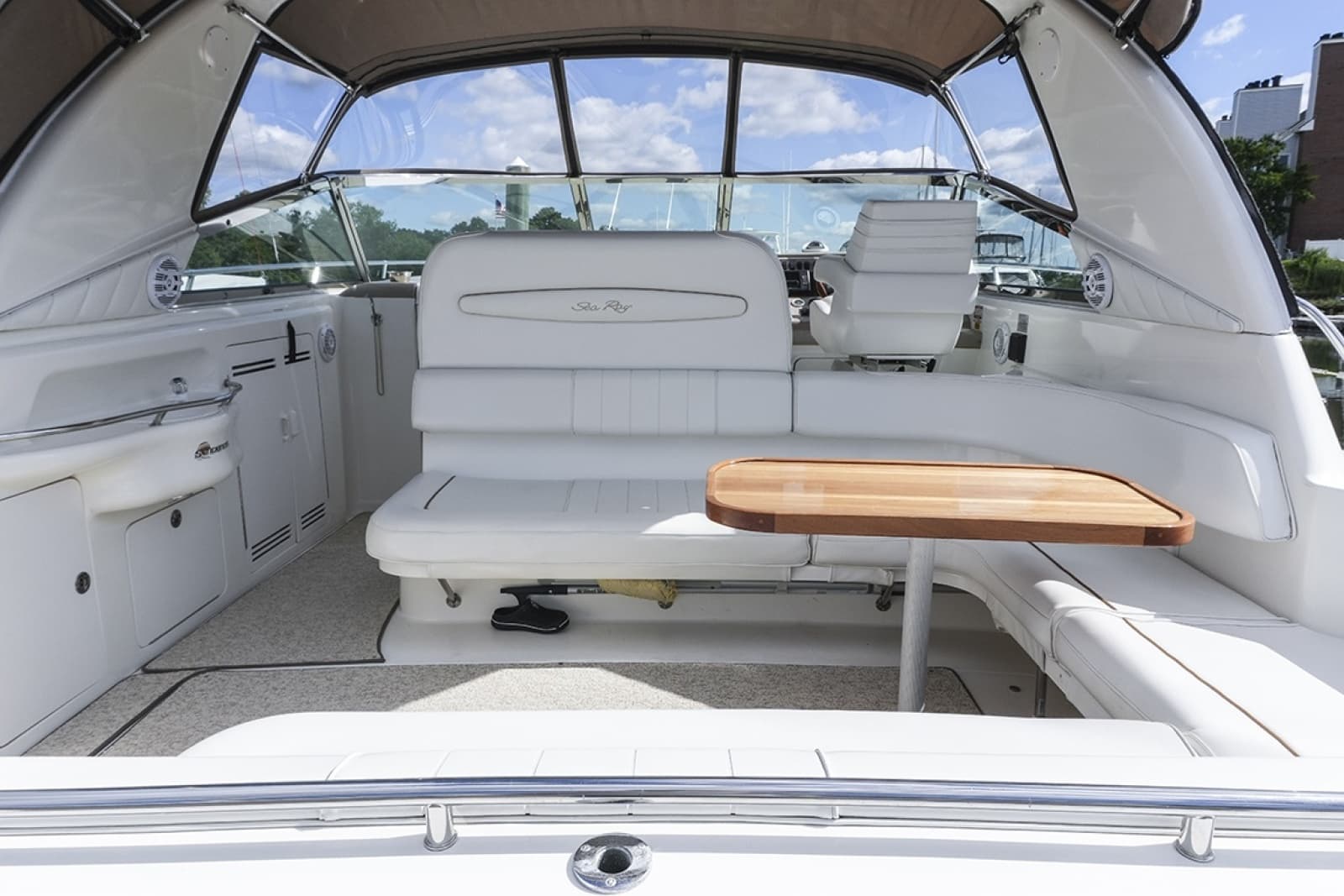 1997 Sea Ray Sundancer 400 - Photo 7