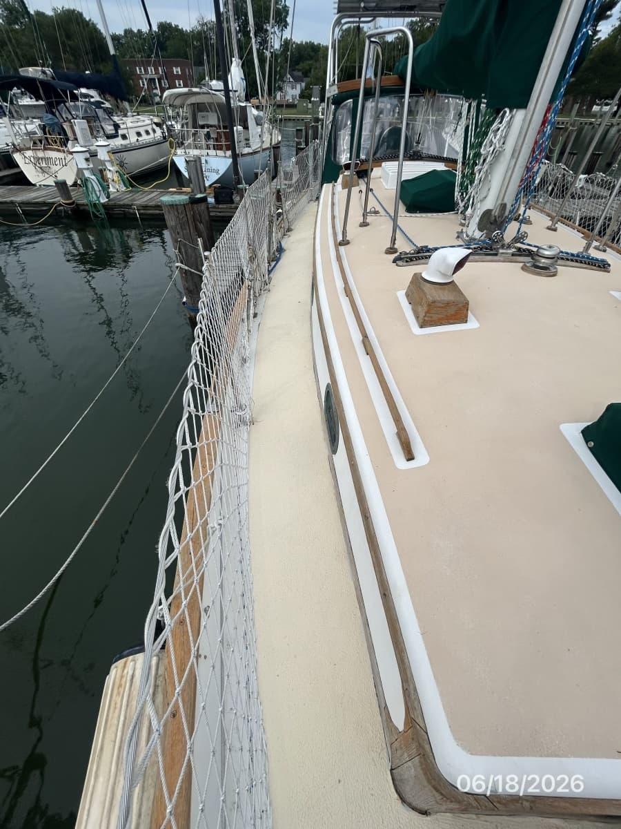 1983 Tayana Cutter - Photo 20