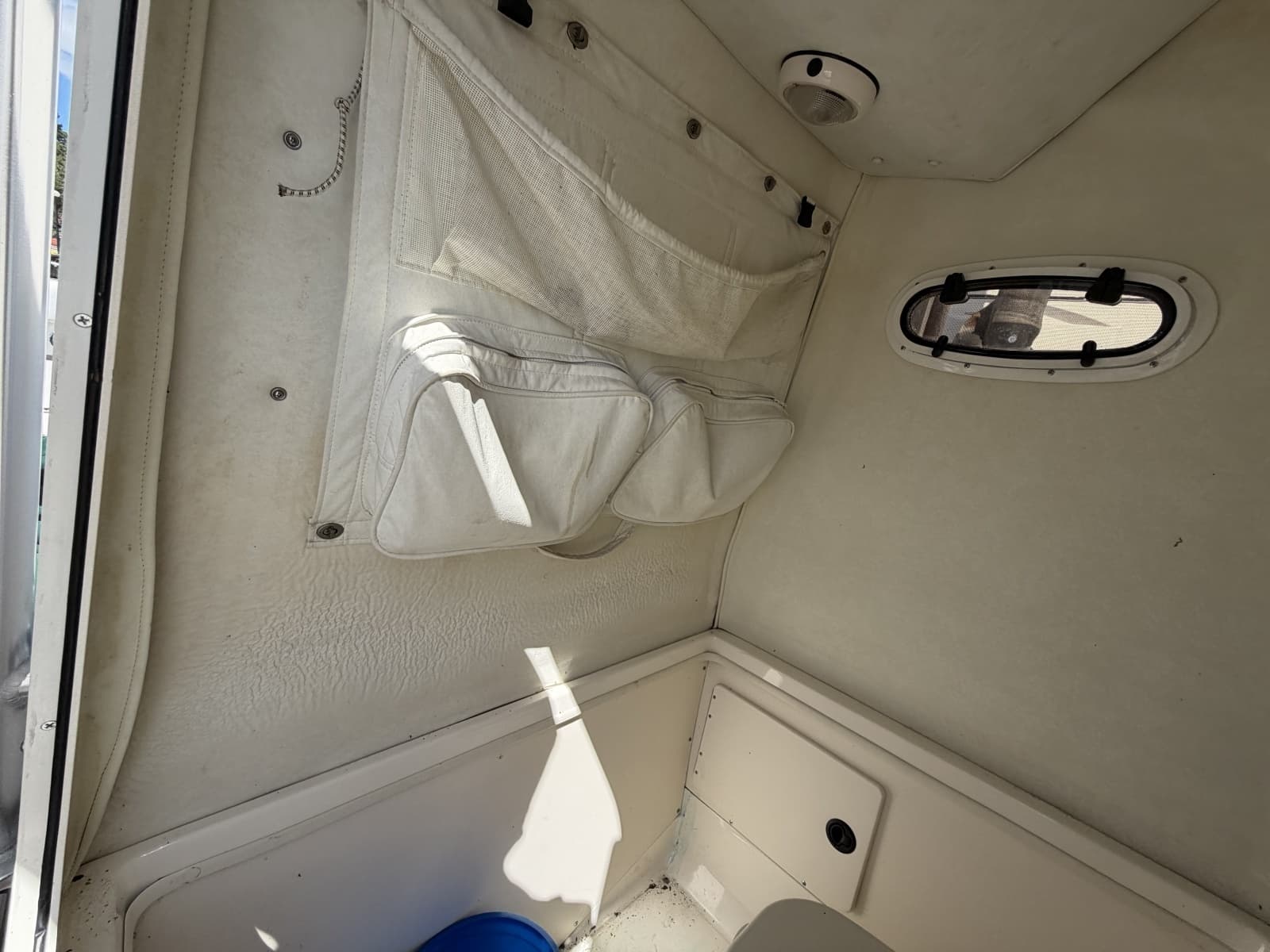 1999 Boston Whaler 26 Outrage - Photo 14