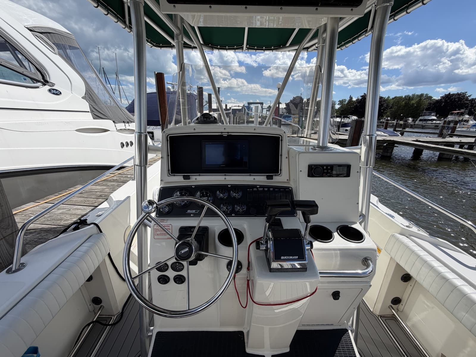 1999 Boston Whaler 26 Outrage - Photo 30