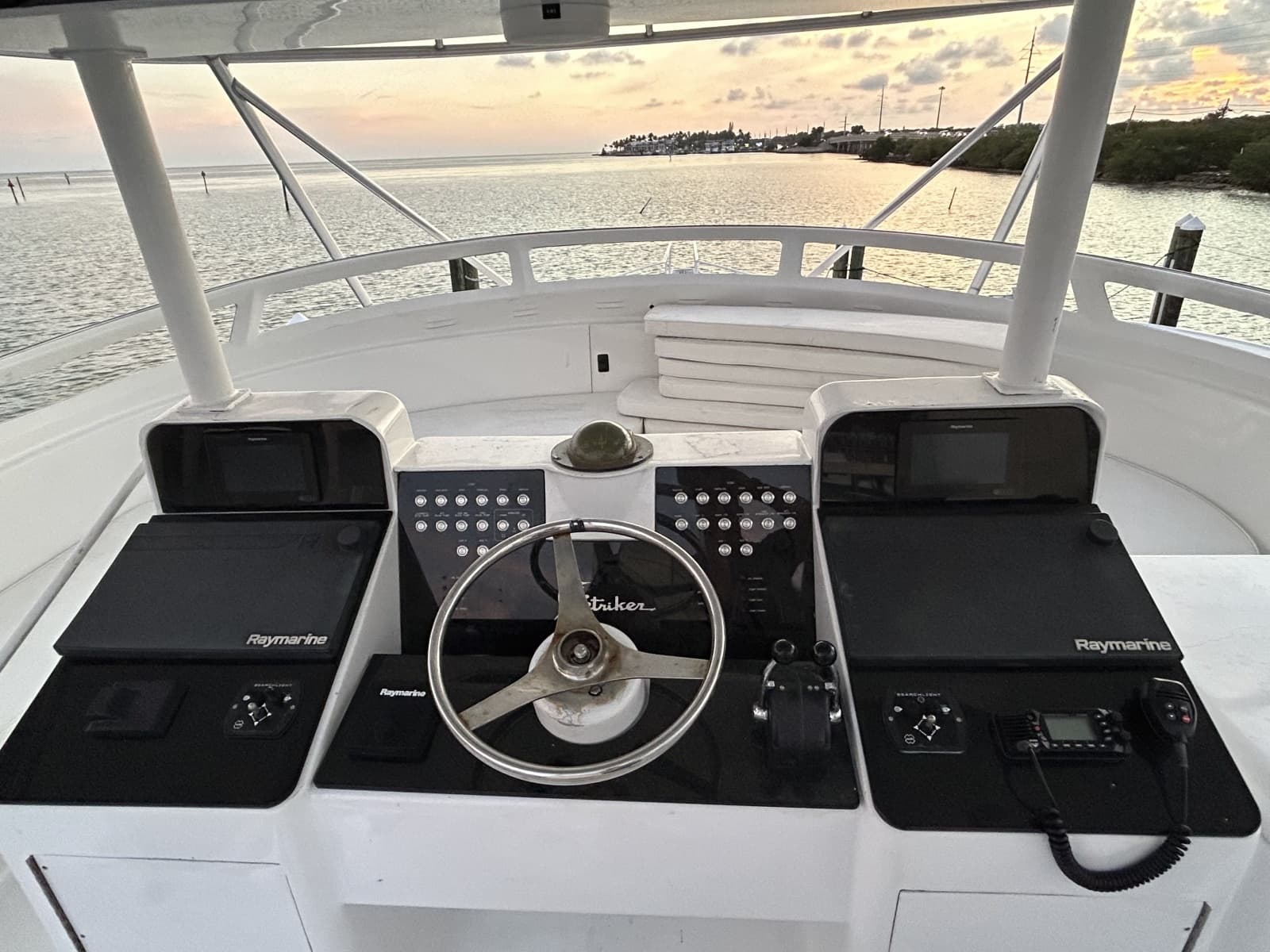 1990 Striker  - Photo 15