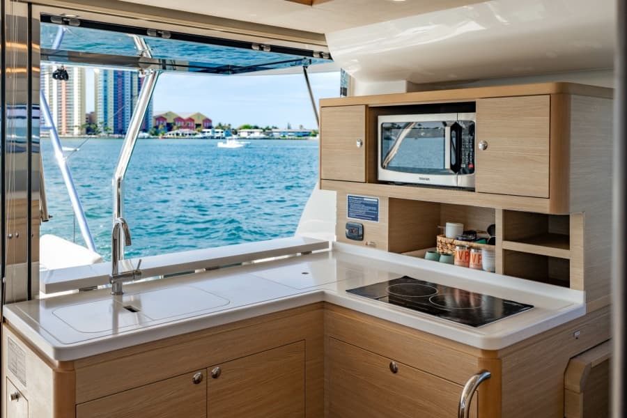 2024 Aquila 44 Yacht - Photo 38