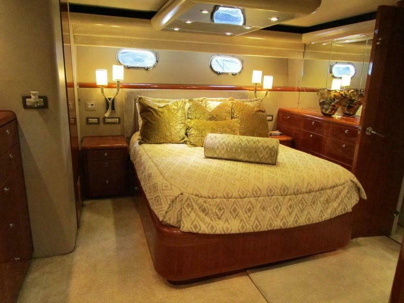 2002 Cheoy Lee Sport Motor Yacht - Photo 28