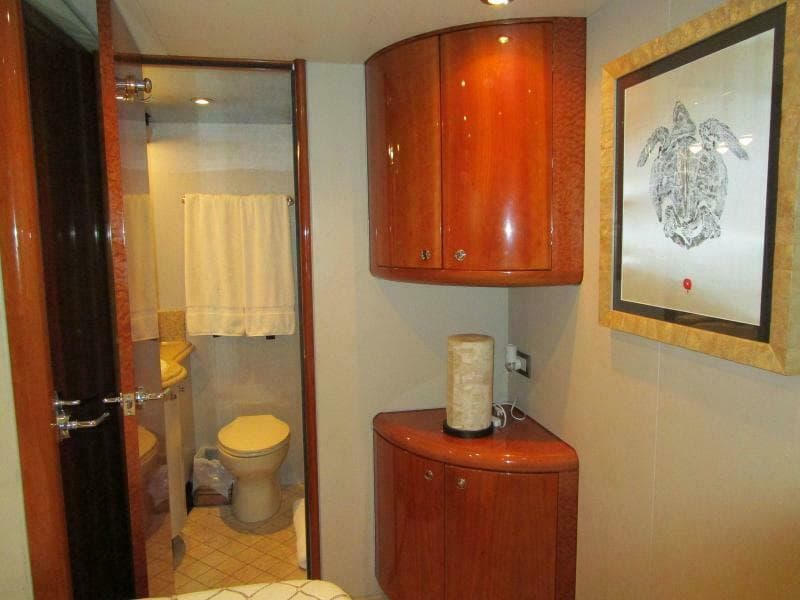 2002 Cheoy Lee Sport Motor Yacht - Photo 38
