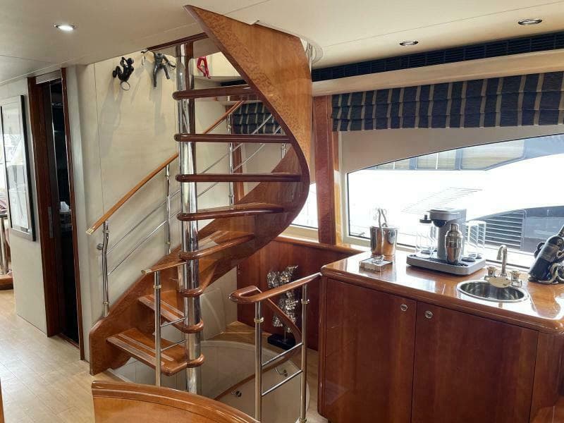 2002 Cheoy Lee Sport Motor Yacht - Photo 12