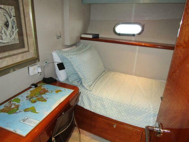 2002 Cheoy Lee Sport Motor Yacht - Photo 22