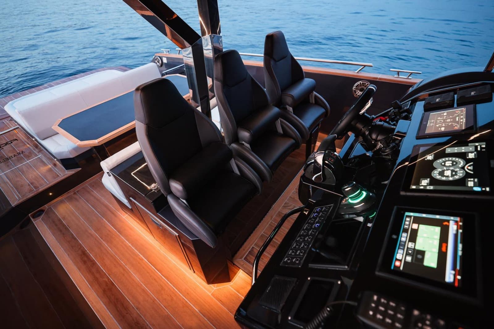 2027 Focus Motor Yachts Forza - Photo 30