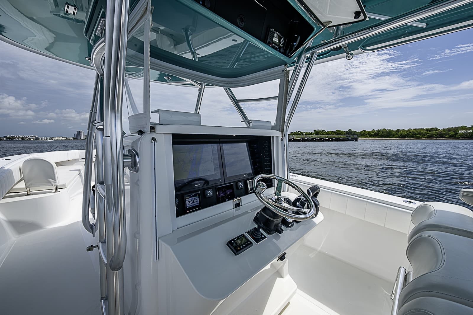 2020 Bahama Center Console - Photo 13