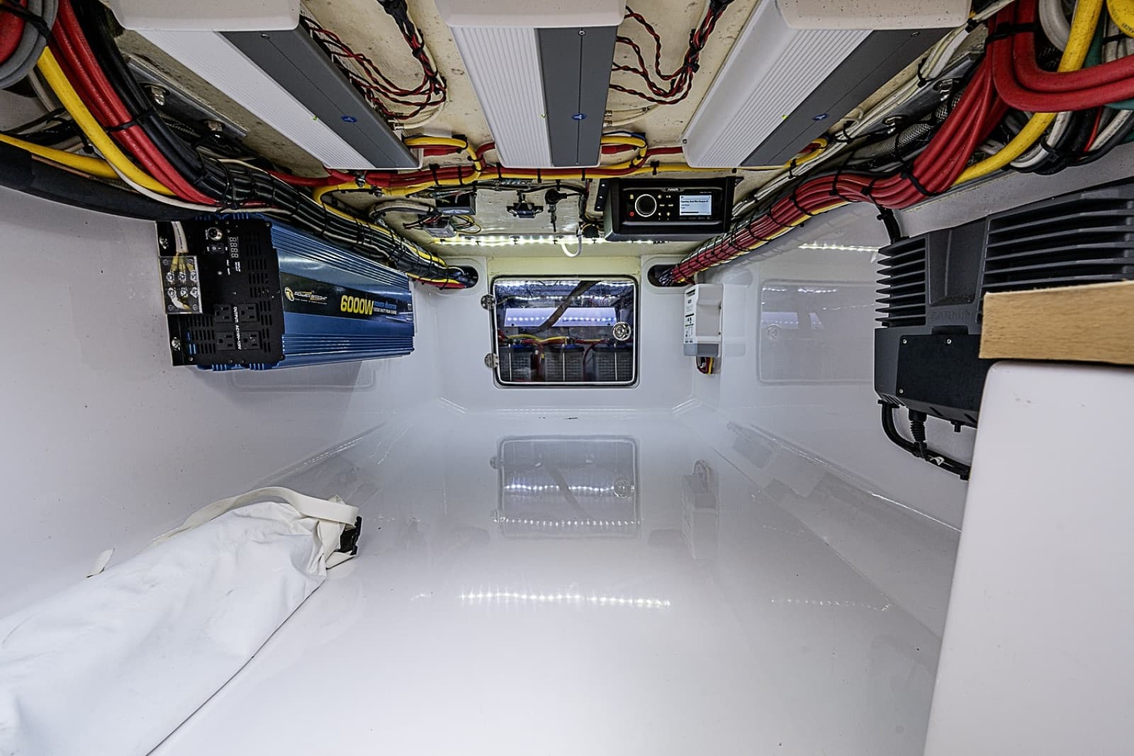 2020 Bahama Center Console - Photo 18