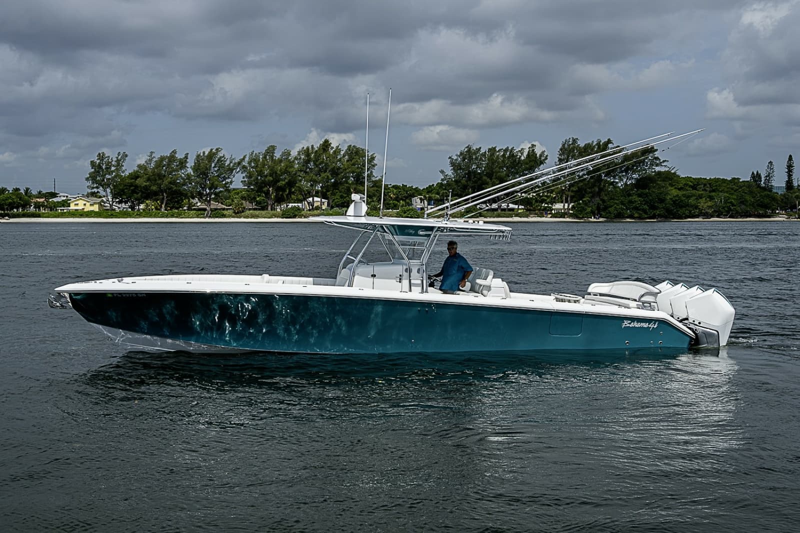 2020 Bahama Center Console - Photo 1