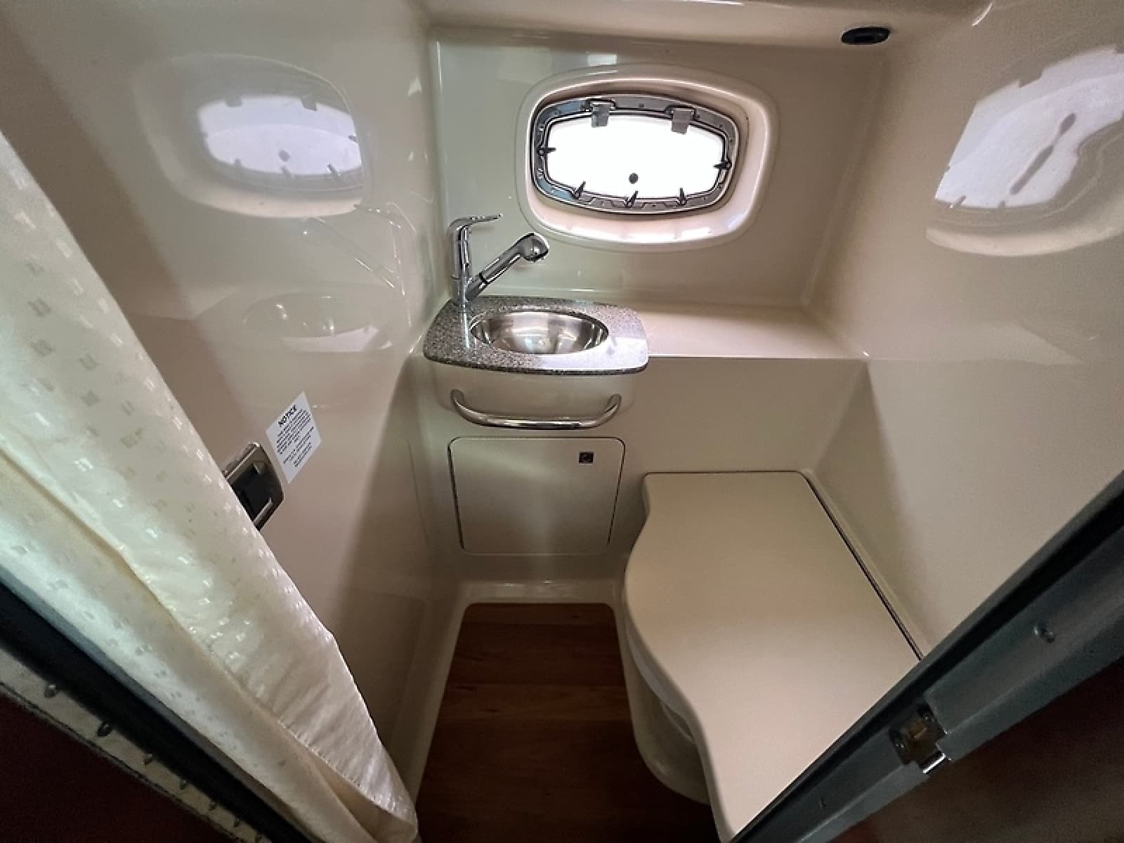2013 Chaparral 330 Signature - Photo 7