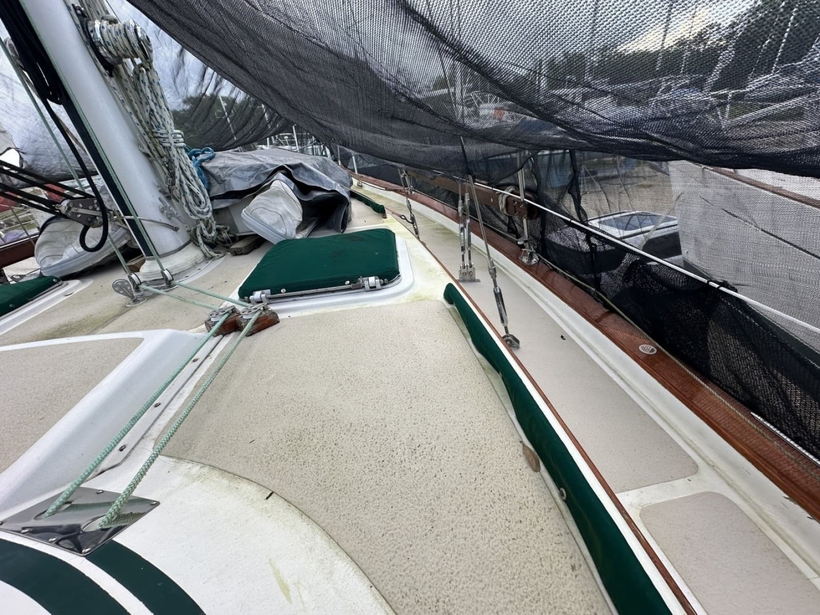 1985 Endeavour 42 CC - Photo 65