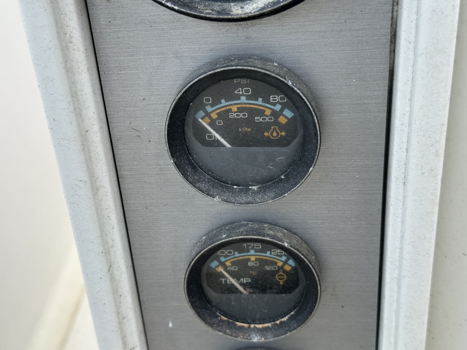 1985 Endeavour 42 CC - Photo 32