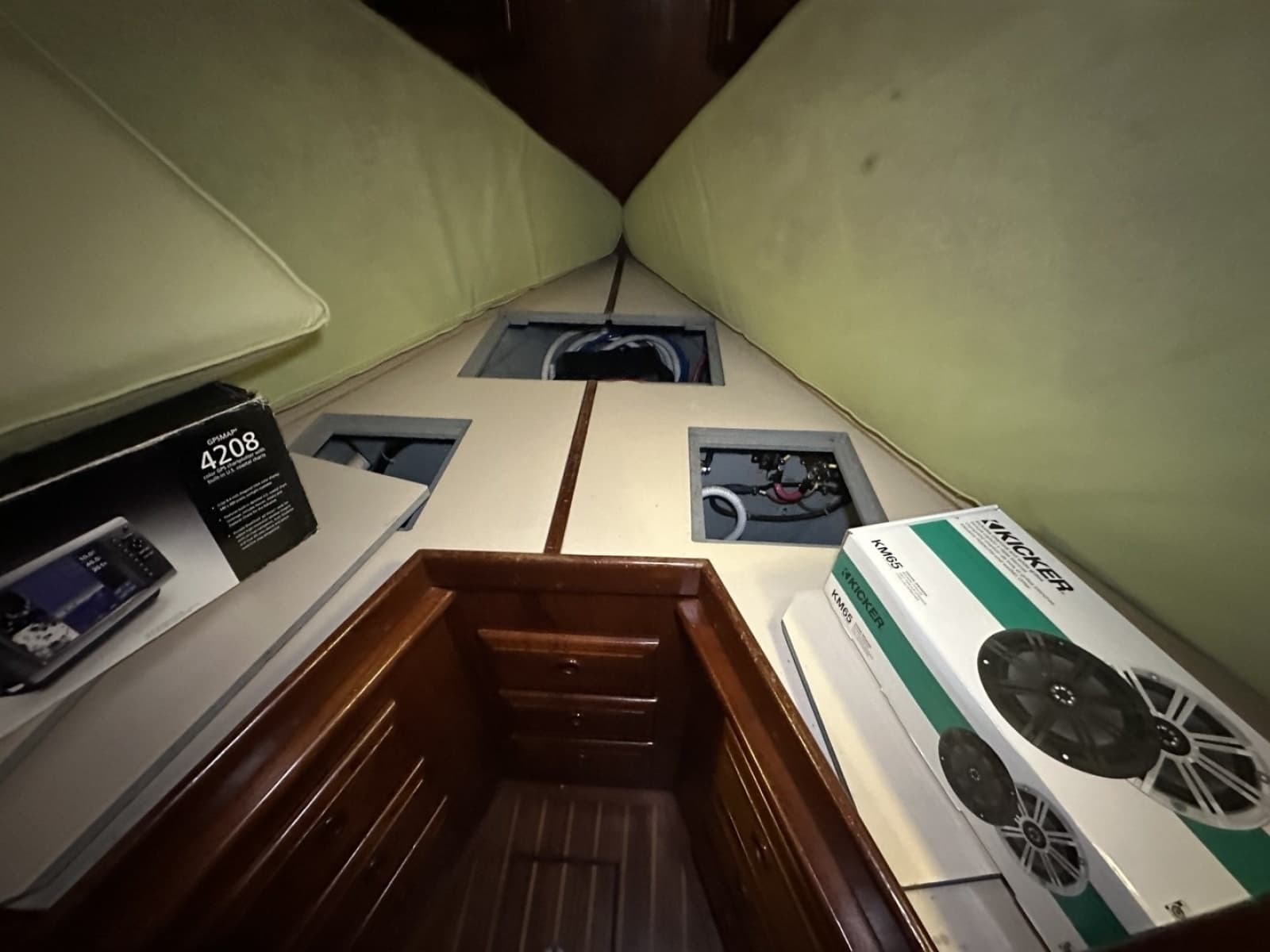 1985 Endeavour 42 CC - Photo 154