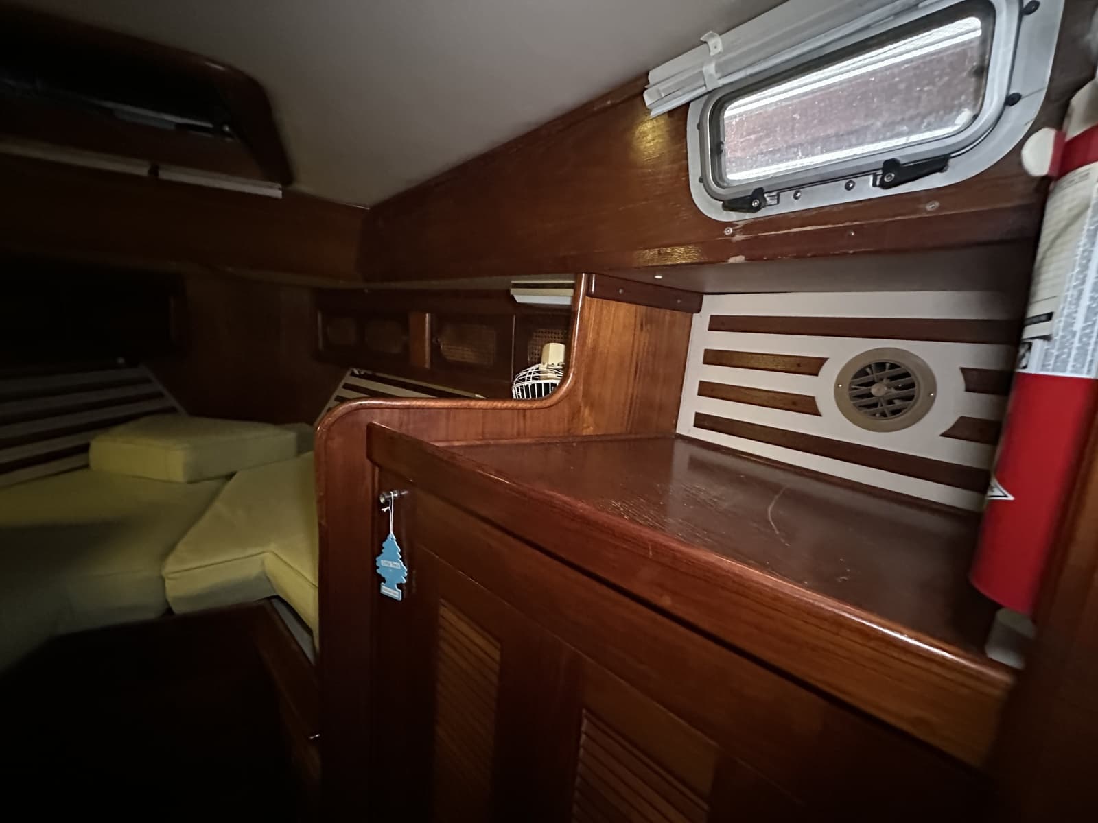 1985 Endeavour 42 CC - Photo 144