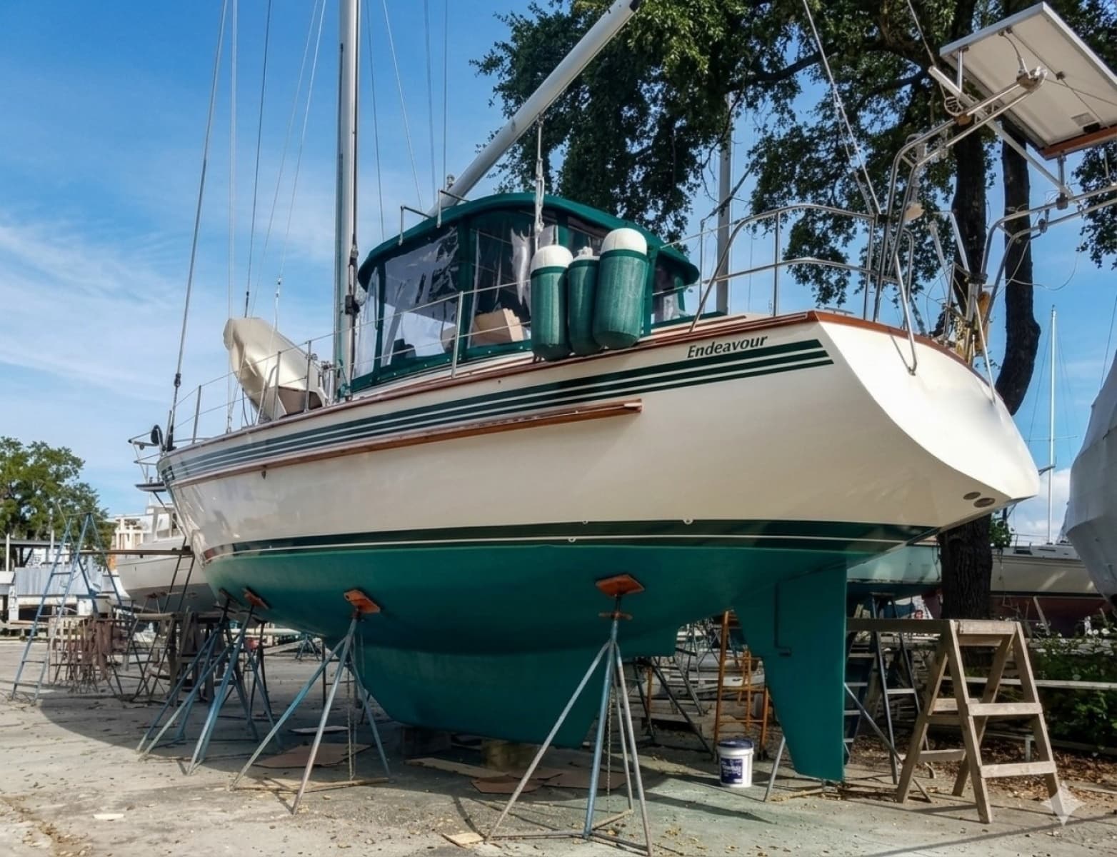 1985 Endeavour 42 CC - Photo 2