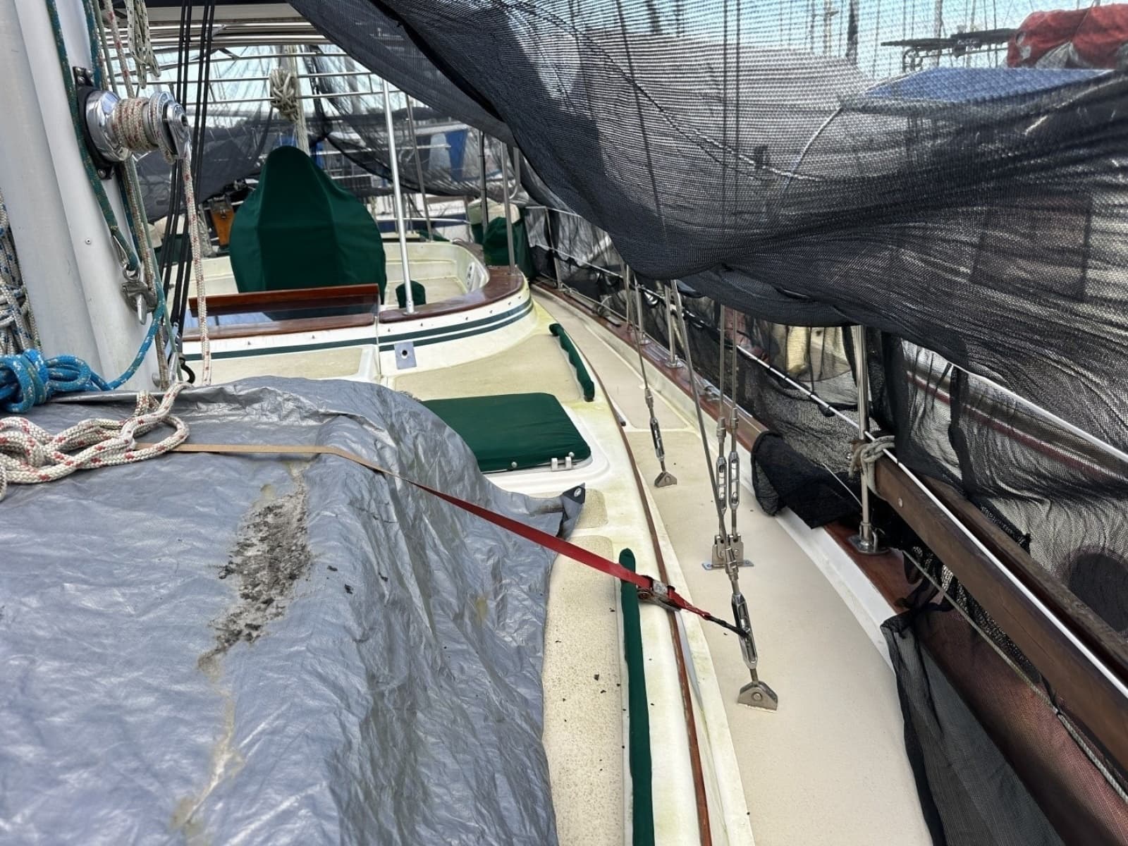 1985 Endeavour 42 CC - Photo 77