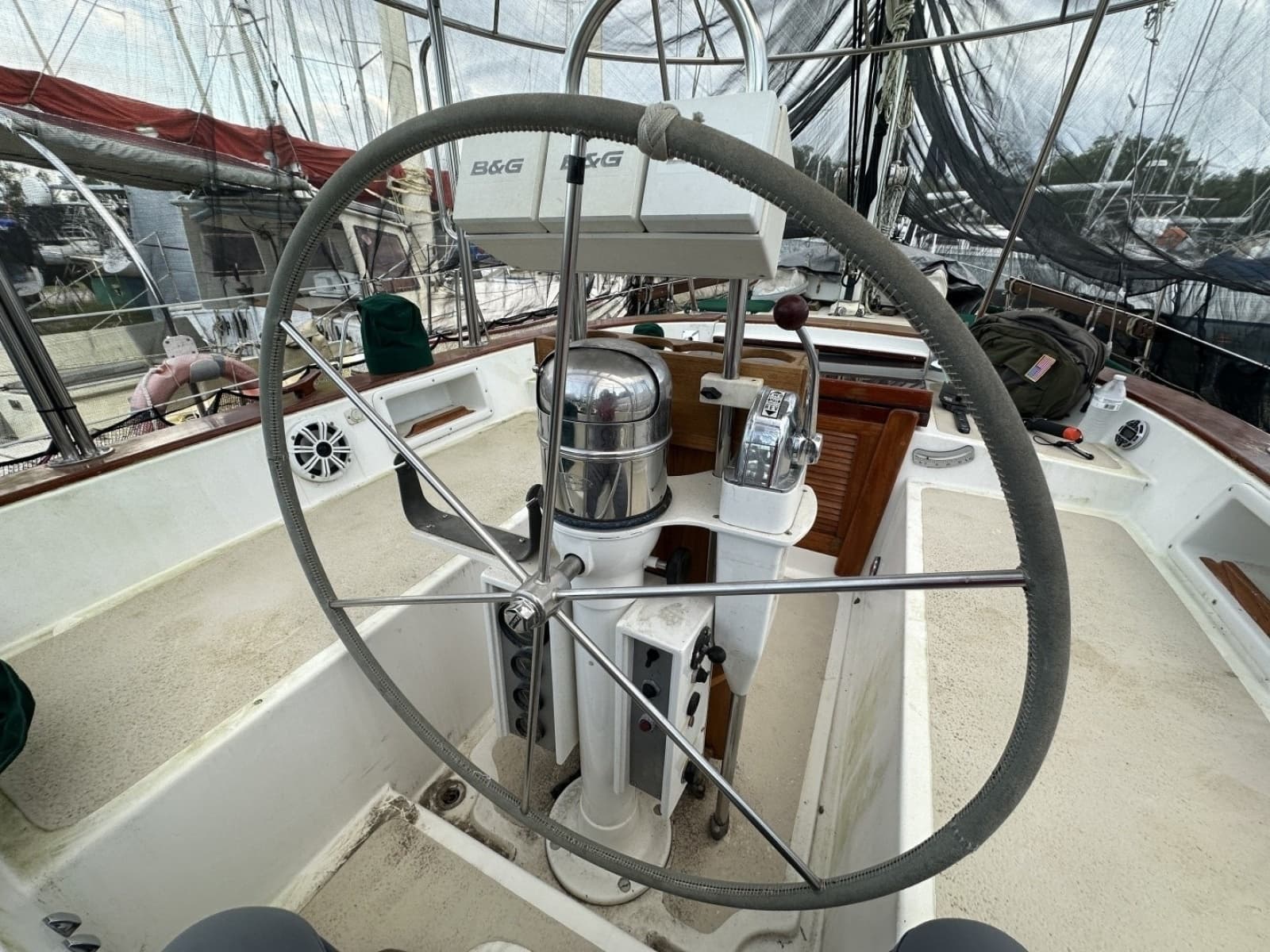 1985 Endeavour 42 CC - Photo 5