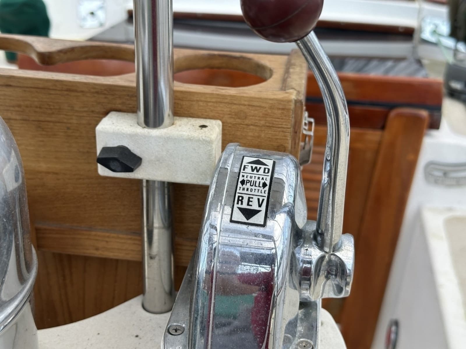 1985 Endeavour 42 CC - Photo 35