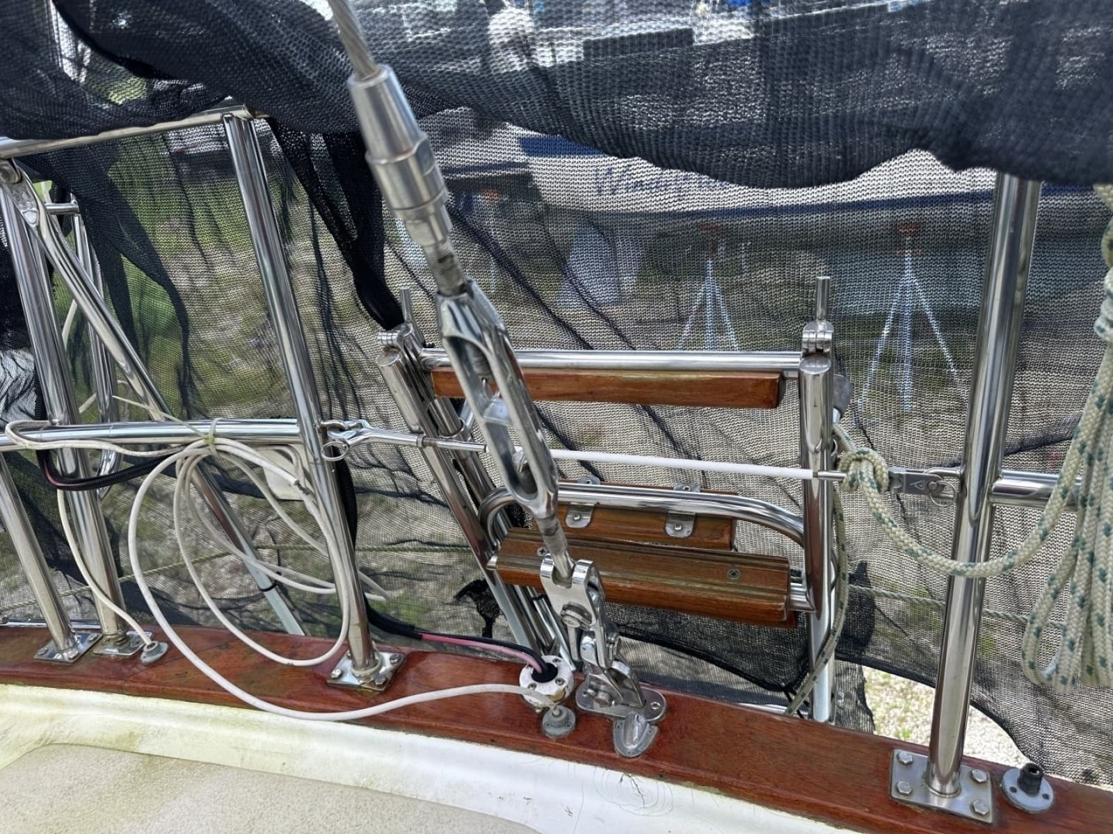 1985 Endeavour 42 CC - Photo 55
