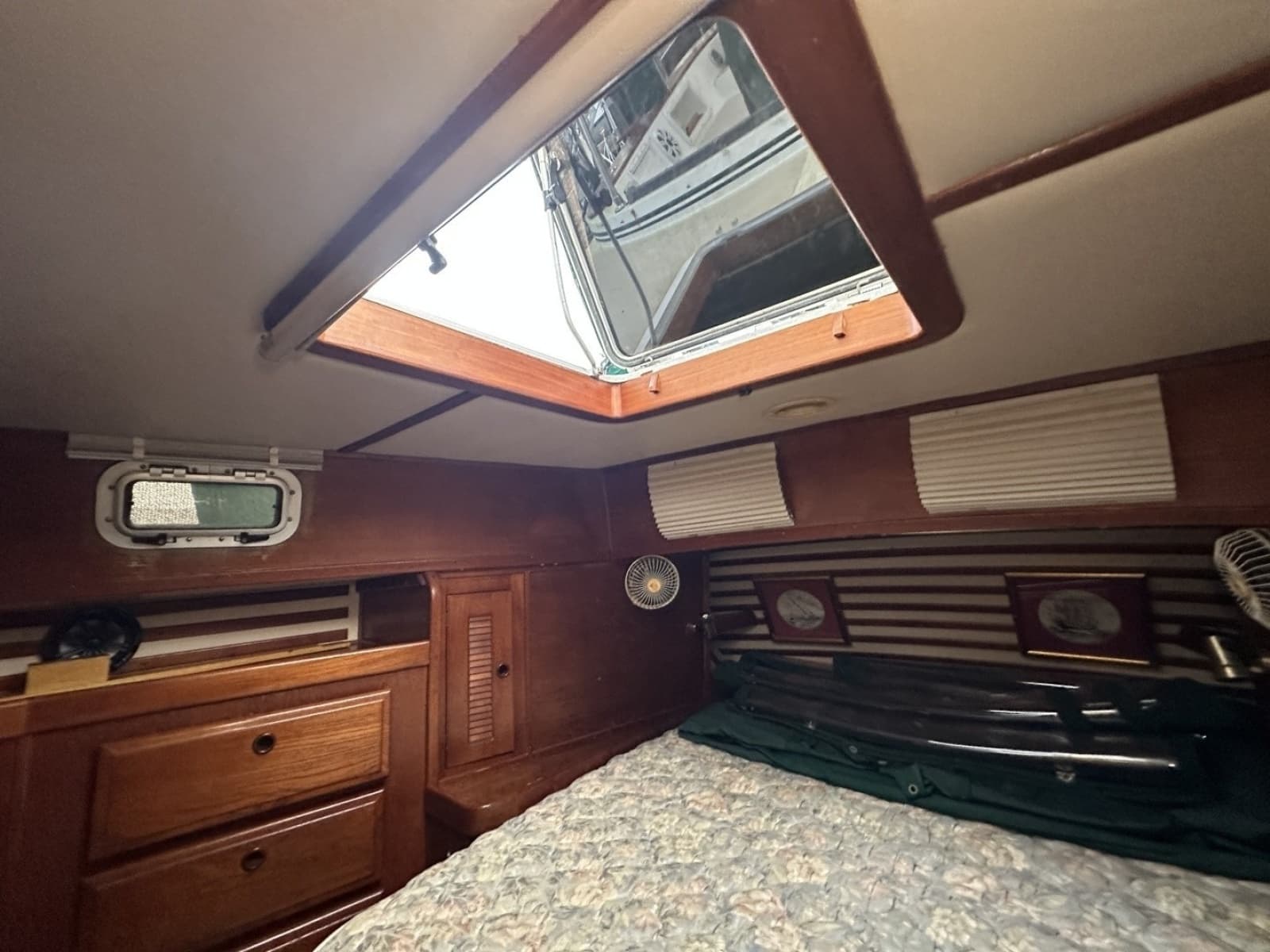 1985 Endeavour 42 CC - Photo 105
