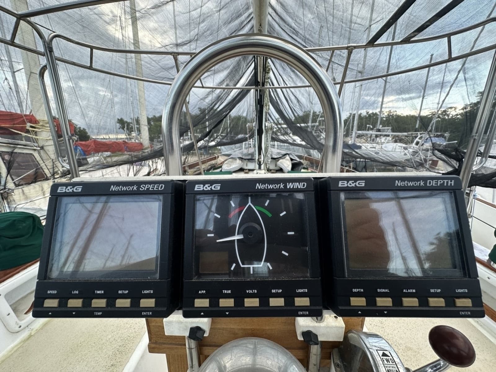 1985 Endeavour 42 CC - Photo 6