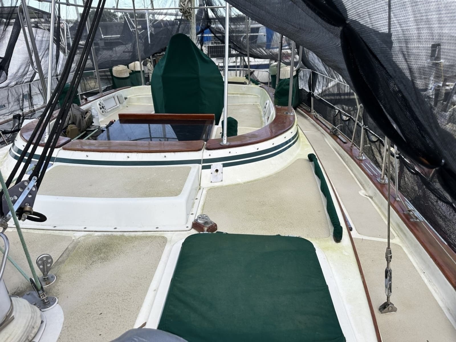 1985 Endeavour 42 CC - Photo 78