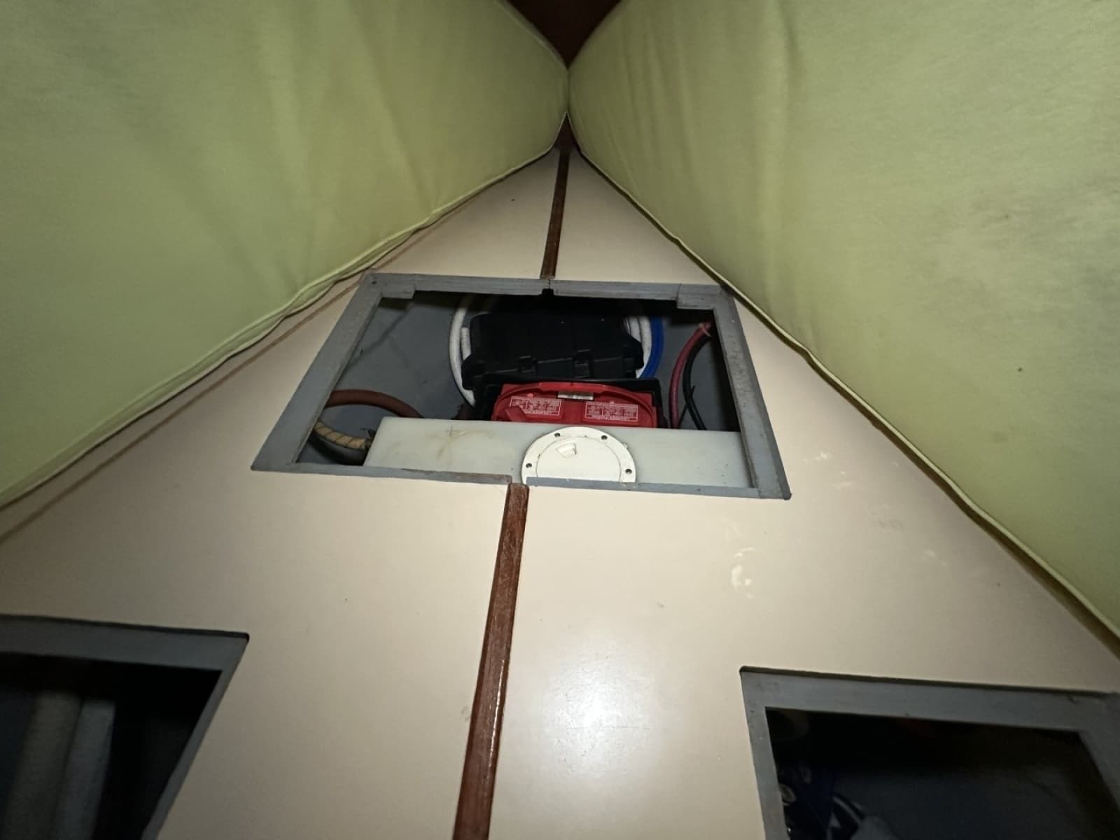 1985 Endeavour 42 CC - Photo 152