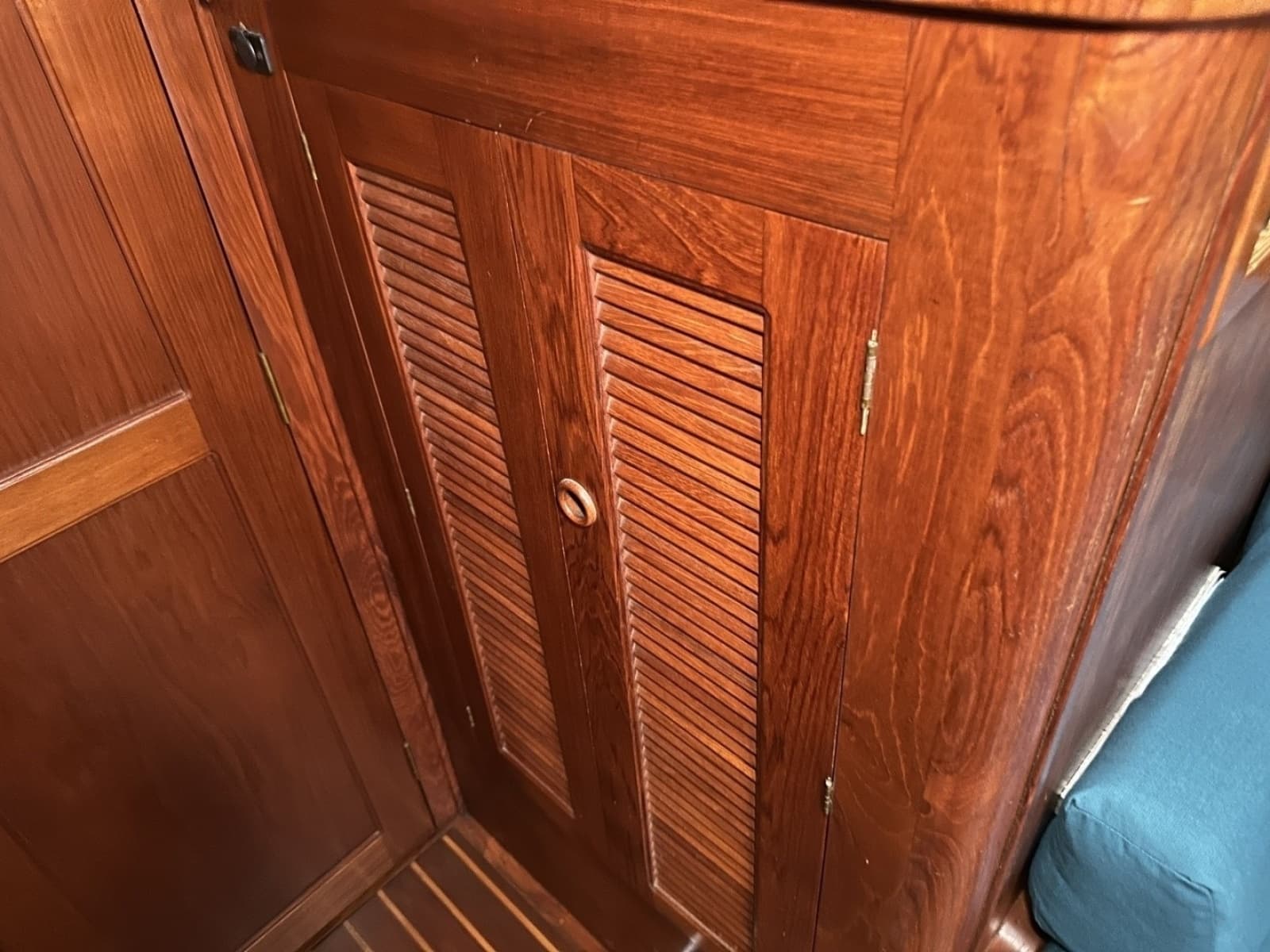 1985 Endeavour 42 CC - Photo 140