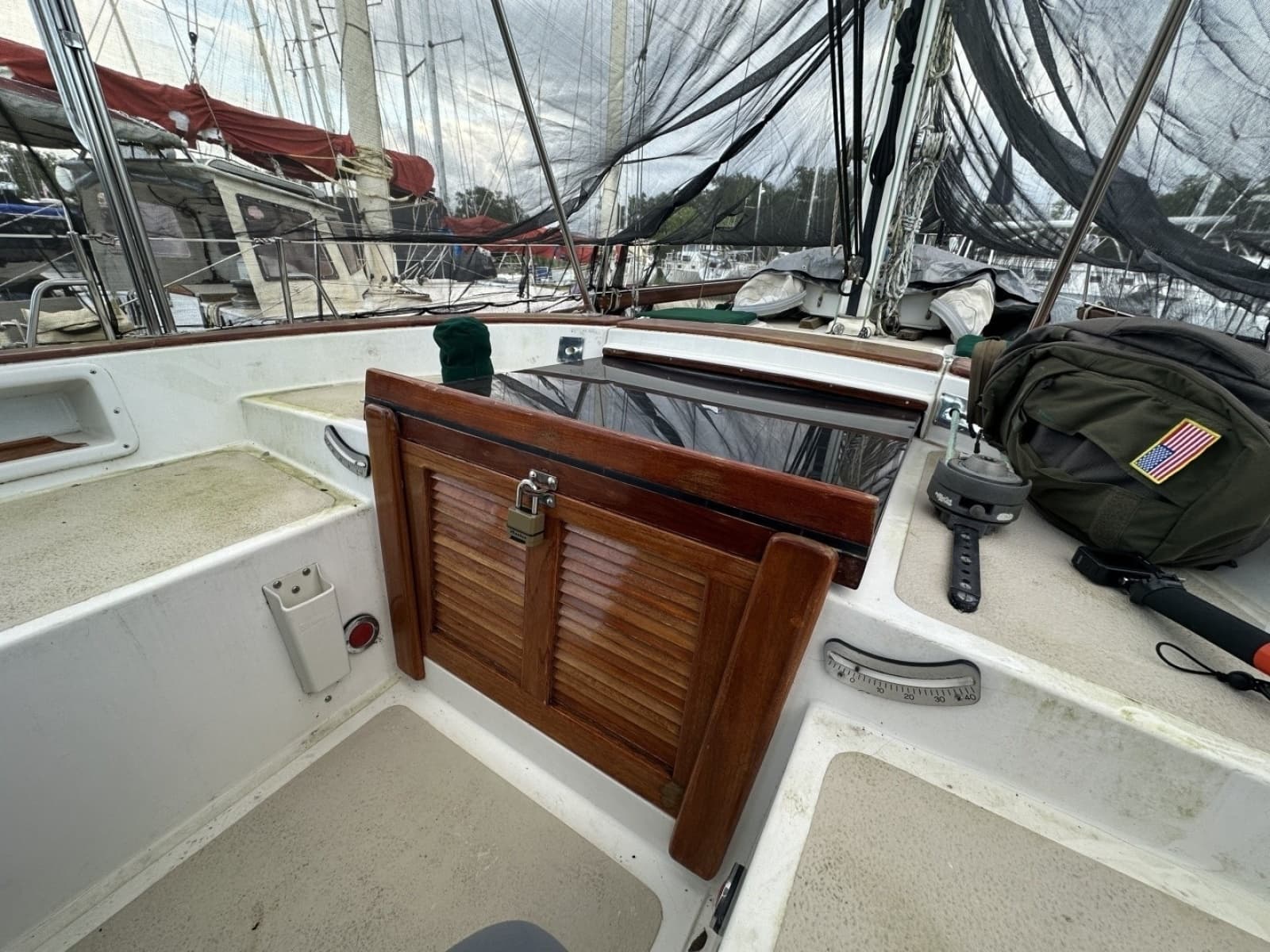 1985 Endeavour 42 CC - Photo 28