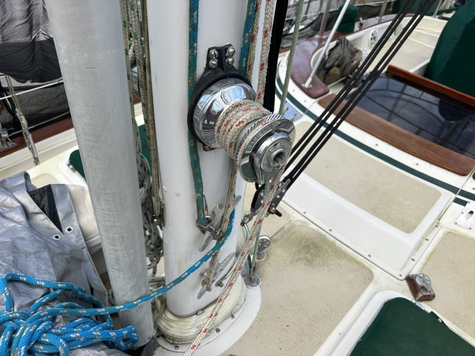 1985 Endeavour 42 CC - Photo 79