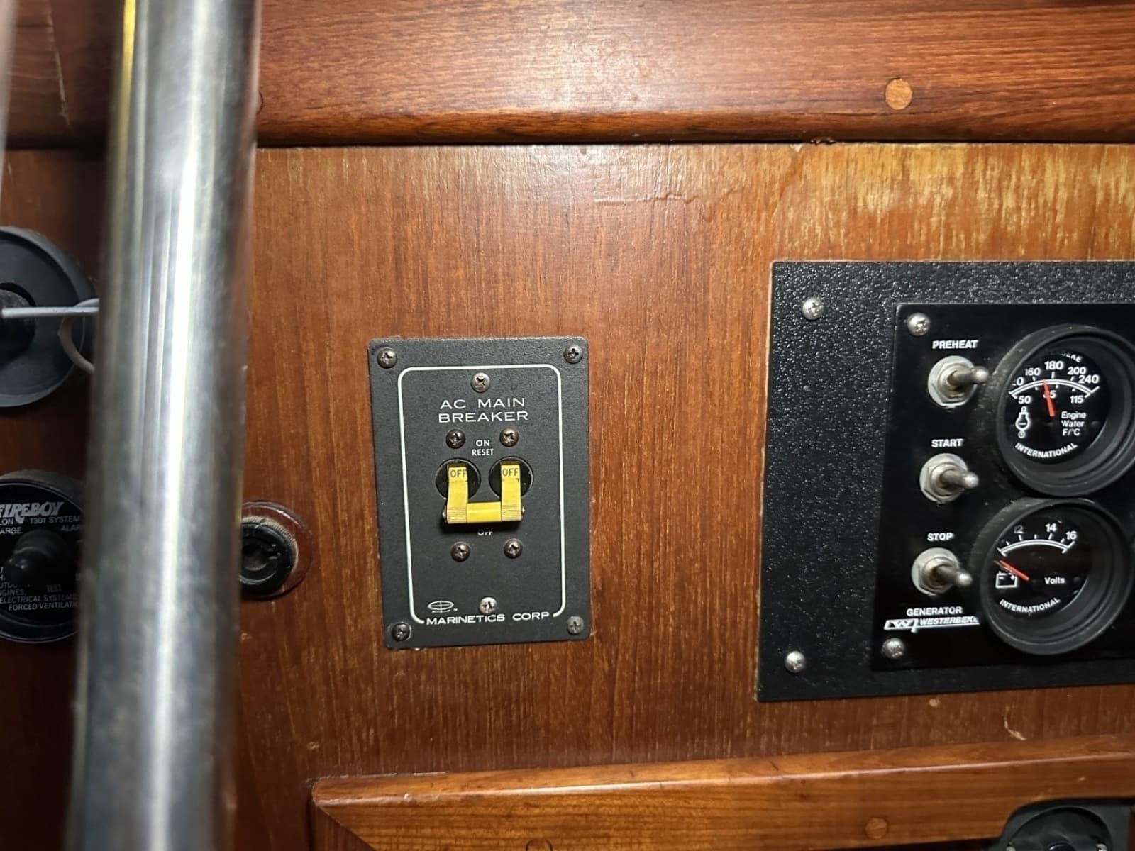 1985 Endeavour 42 CC - Photo 119