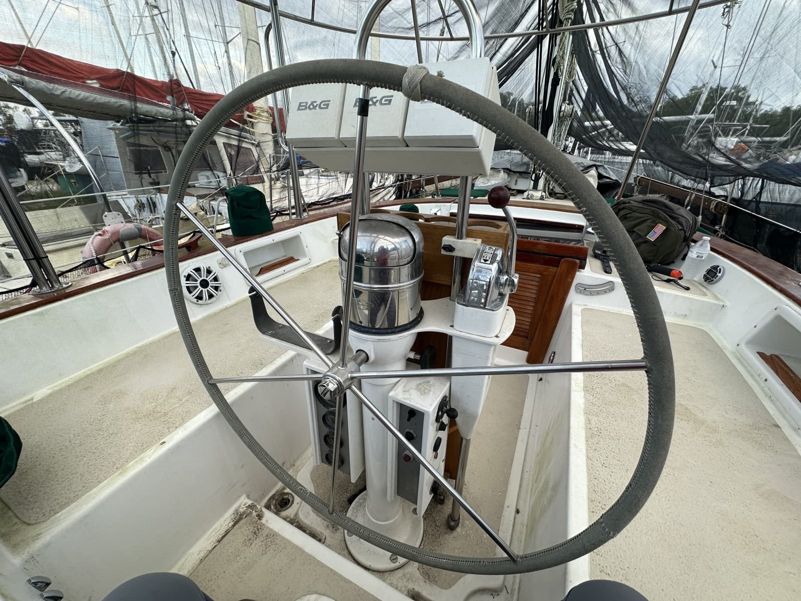 1985 Endeavour 42 CC - Photo 4