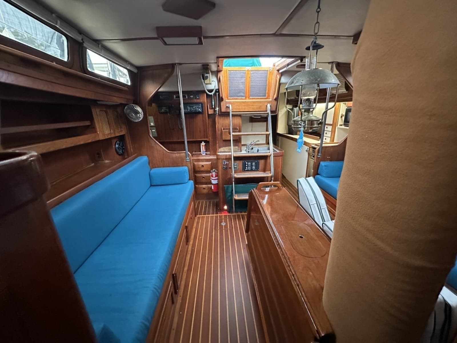 1985 Endeavour 42 CC - Photo 156
