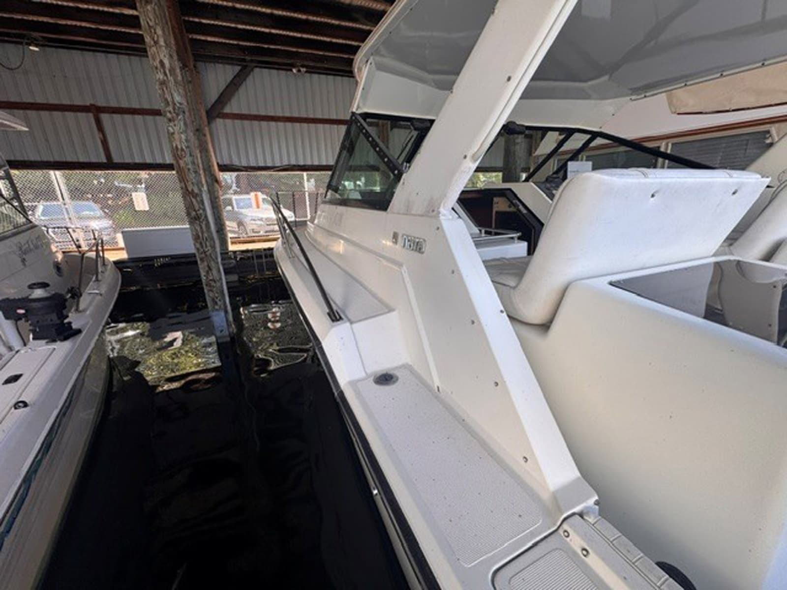 1988 Tiara Yachts 3300 Open - Photo 7