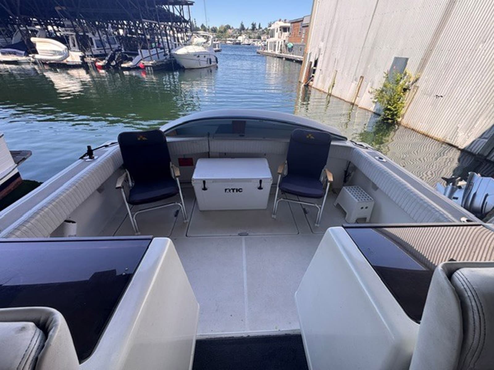 1988 Tiara Yachts 3300 Open - Photo 12
