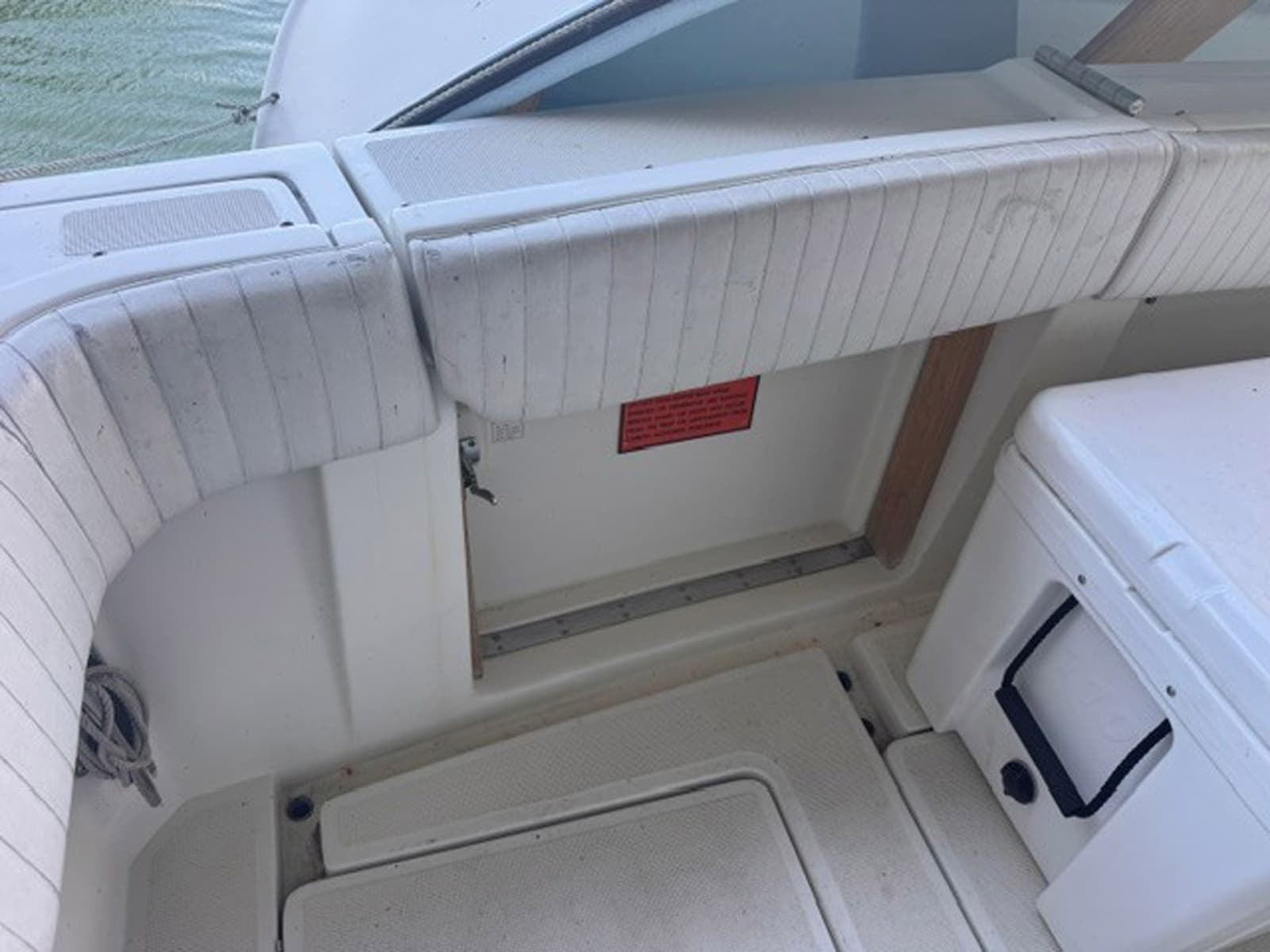 1988 Tiara Yachts 3300 Open - Photo 19
