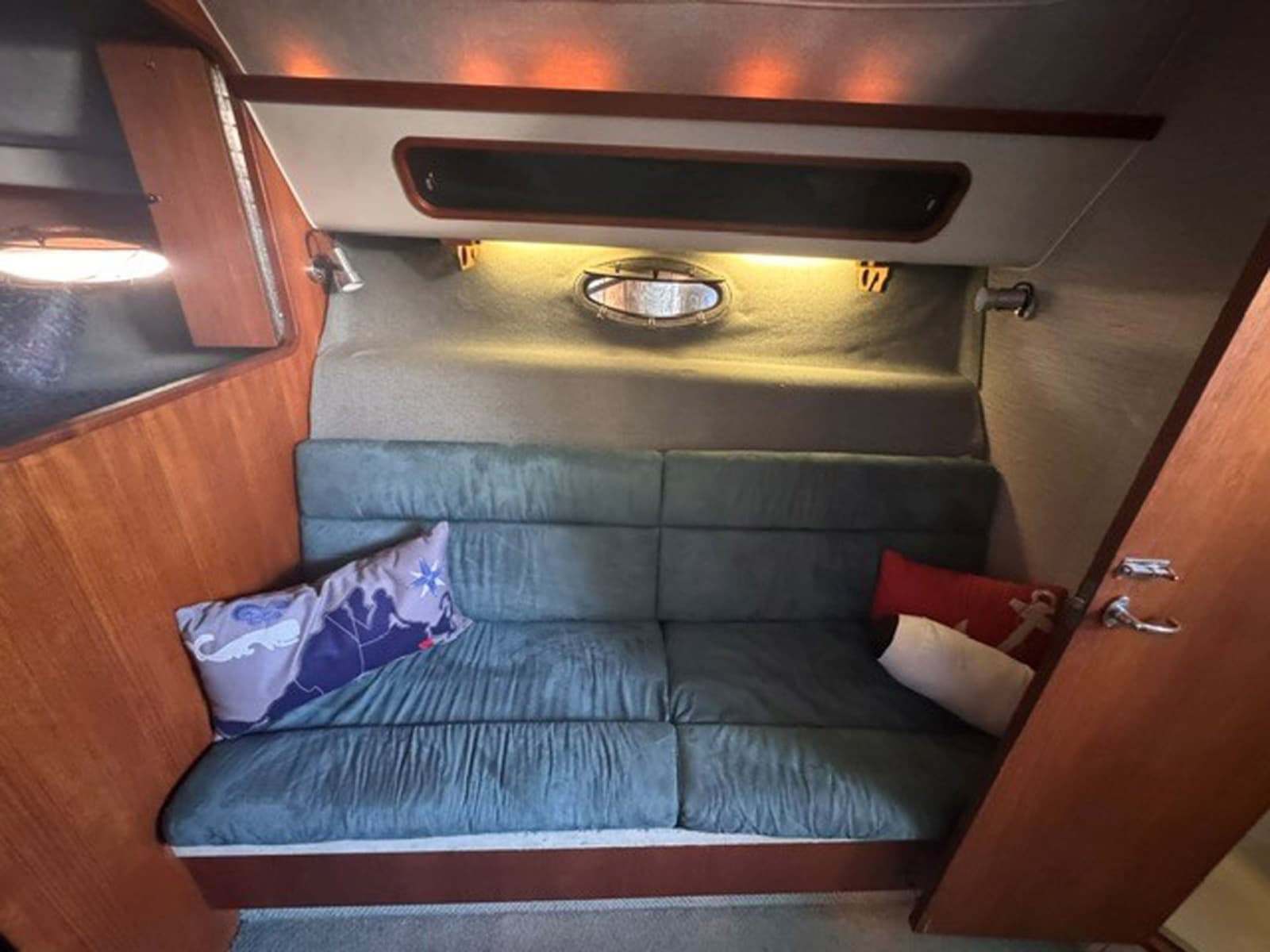 1988 Tiara Yachts 3300 Open - Photo 18