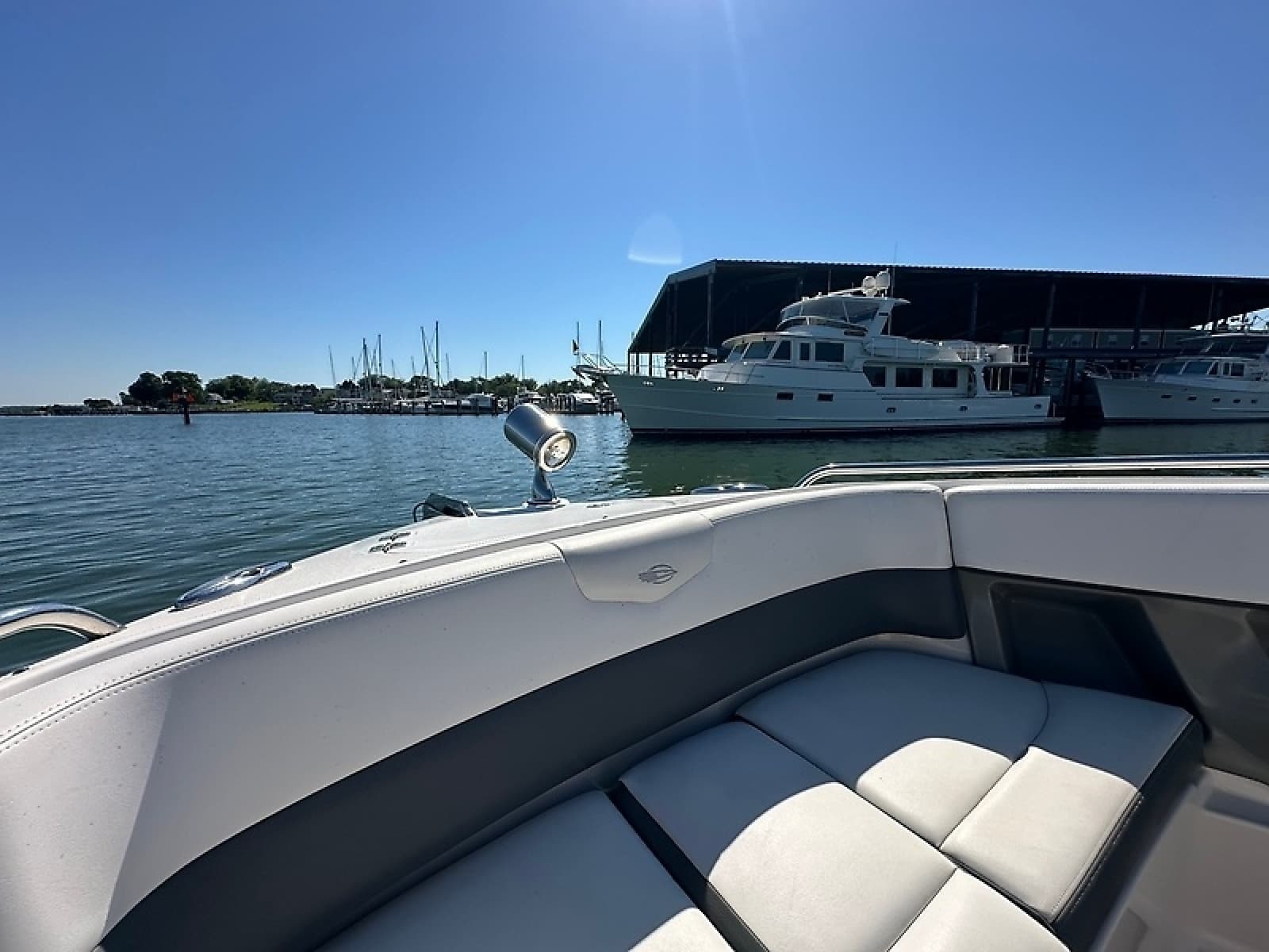 2016 Chaparral 337 SSX - Photo 23
