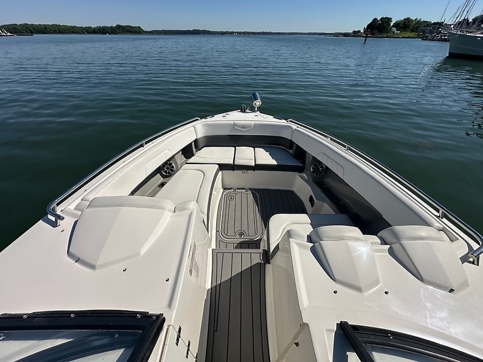 2016 Chaparral 337 SSX - Photo 21