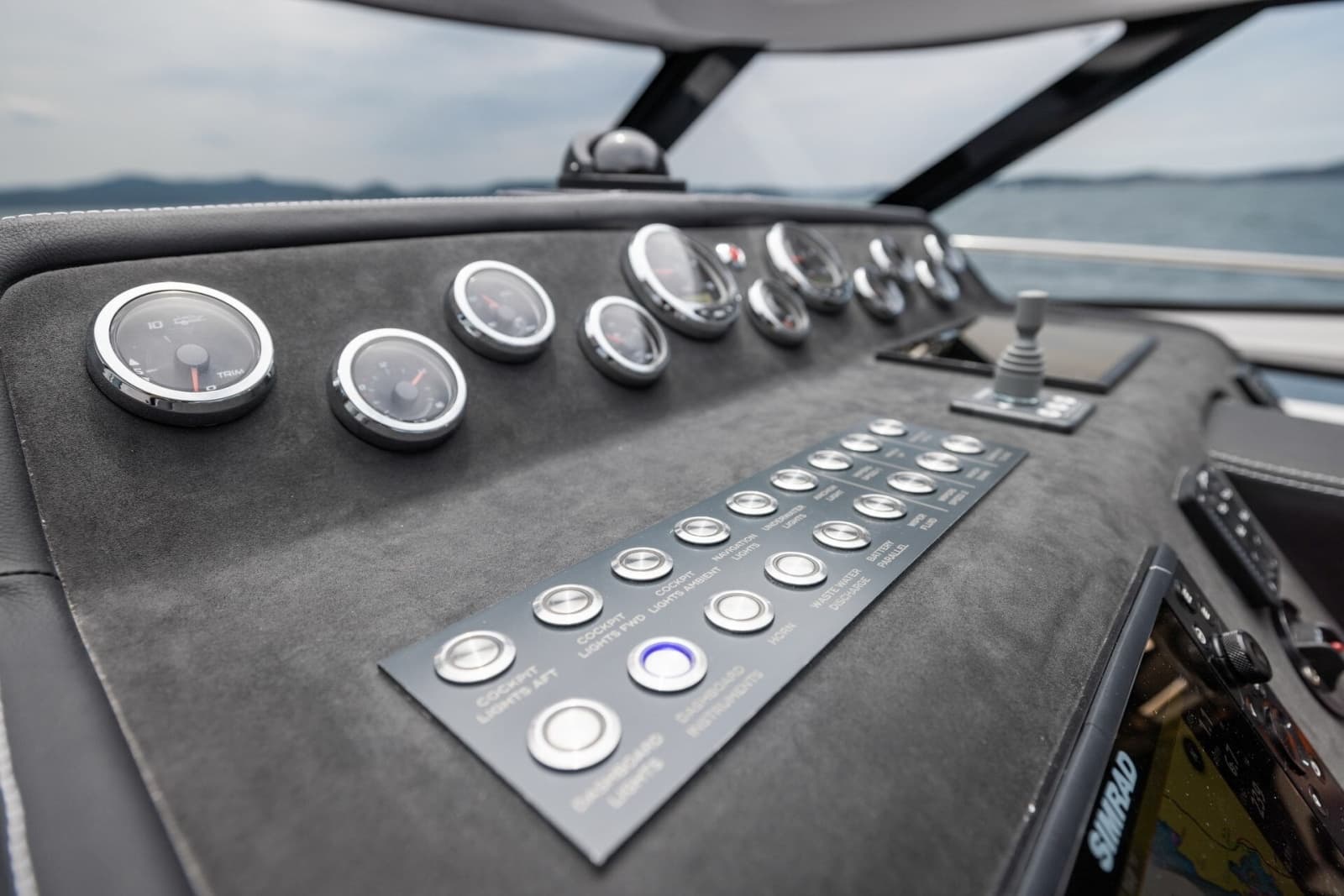 2027 Focus Motor Yachts Power - Photo 19
