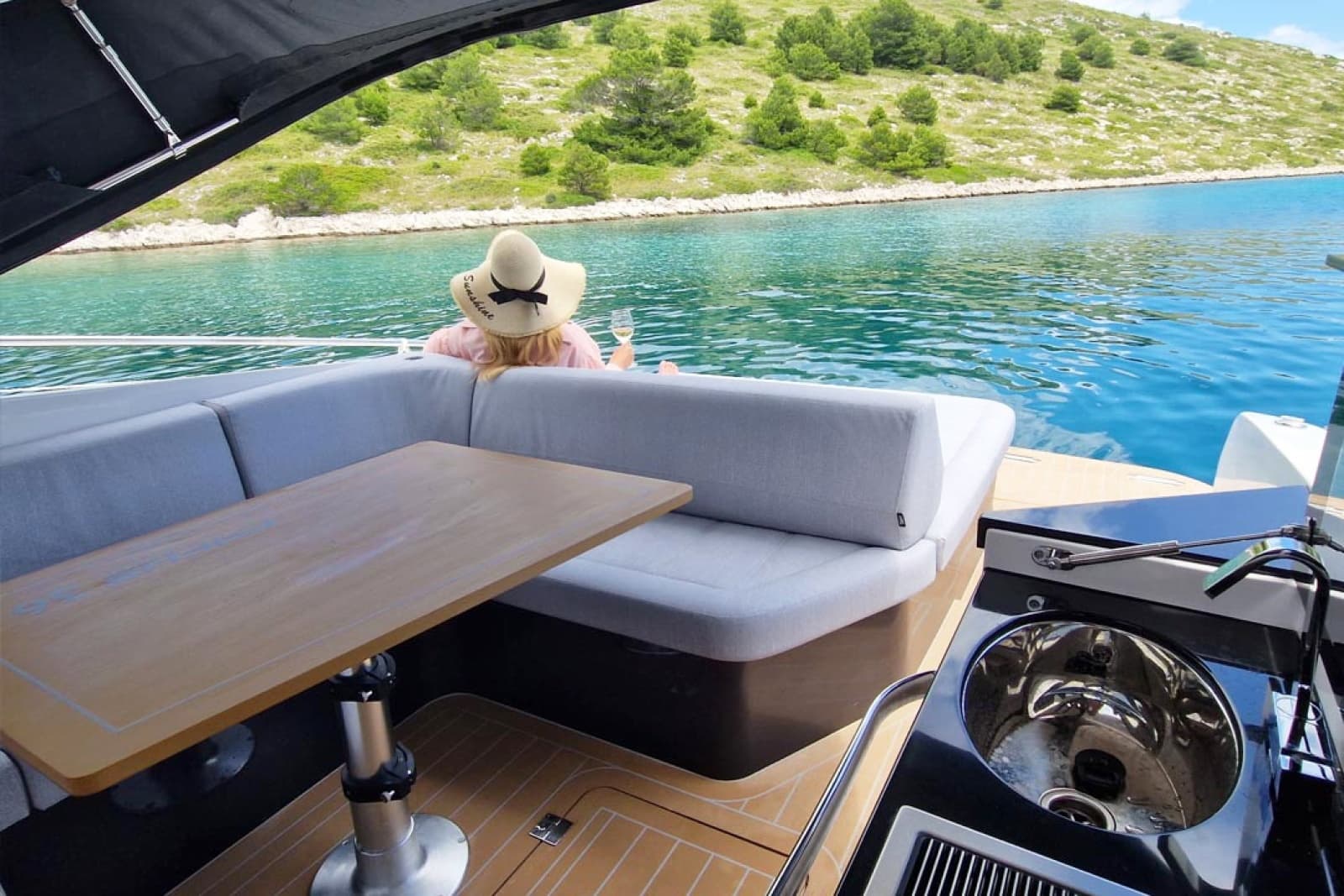 2027 Focus Motor Yachts Power - Photo 12