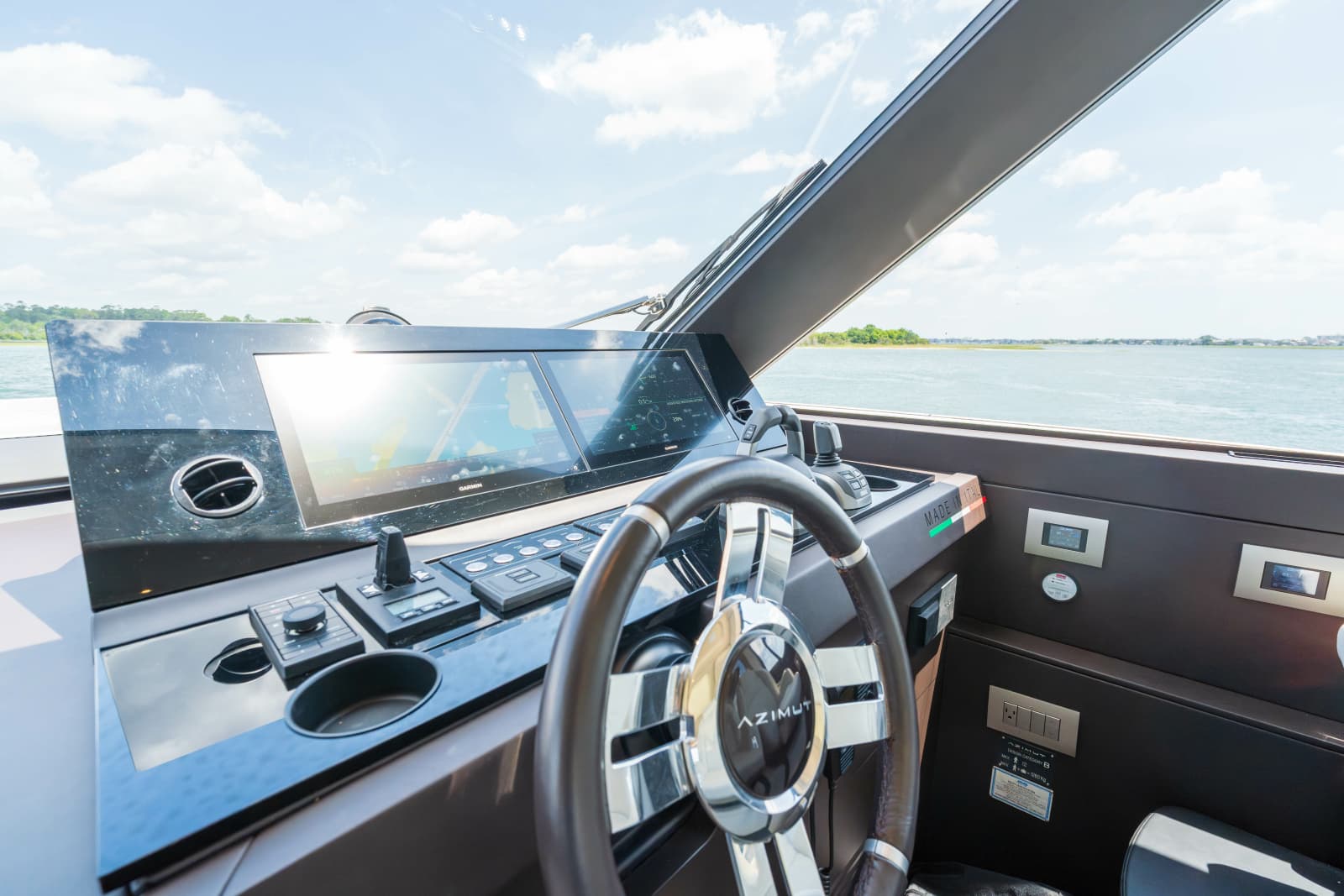 2025 Azimut Seadeck 6 - Photo 35