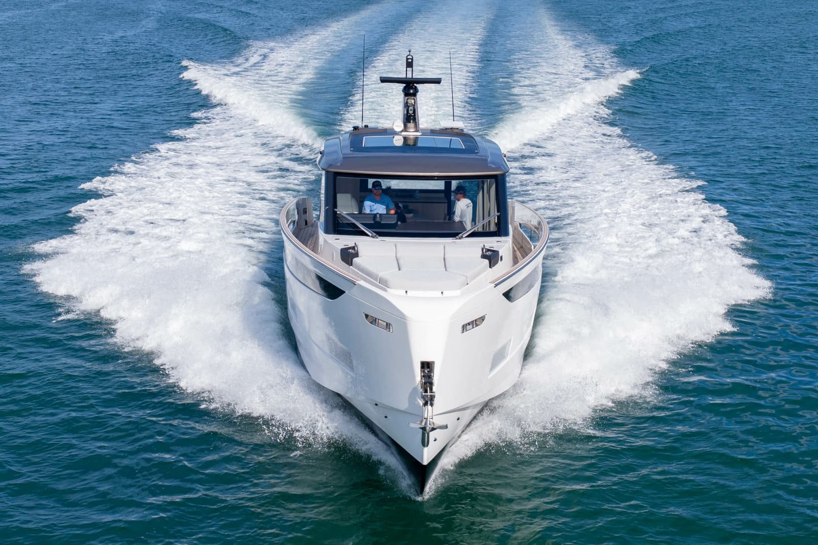 2025 Azimut Seadeck 6 - Photo 8