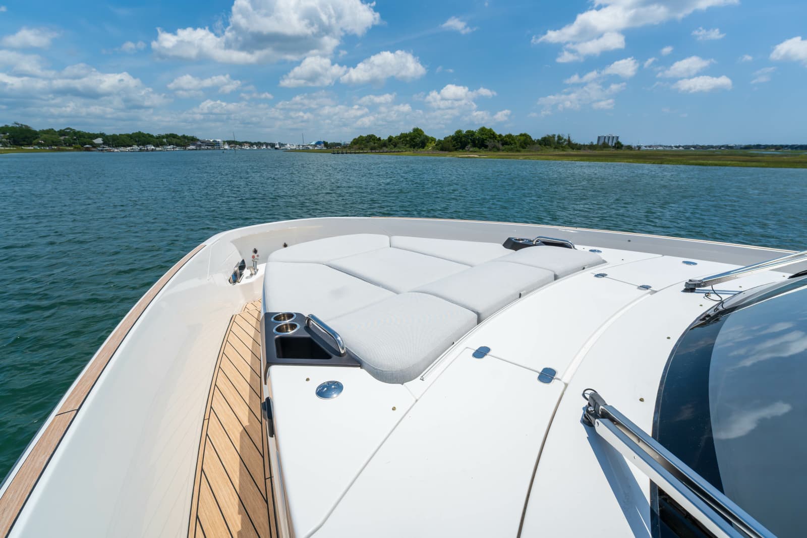 2025 Azimut Seadeck 6 - Photo 57