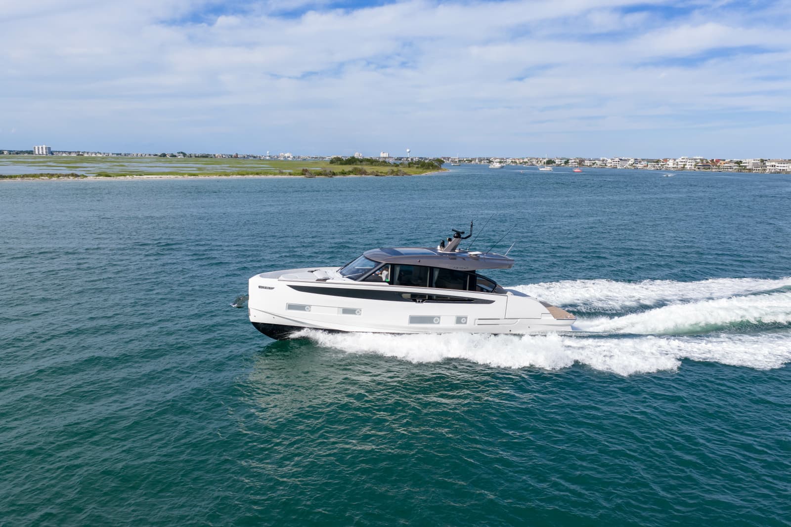 2025 Azimut Seadeck 6 - Photo 4