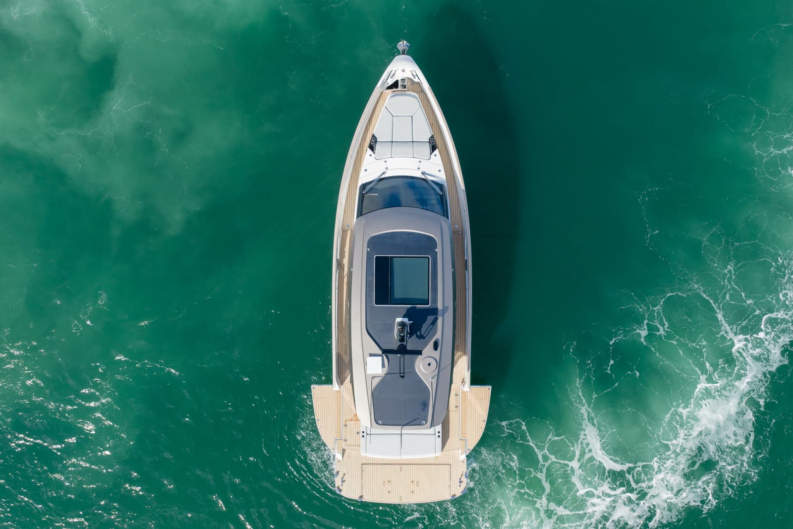 2025 Azimut Seadeck 6 - Photo 11